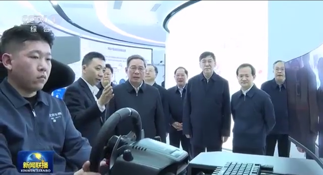 国务院总理李强到百度调研，强调开放更多应用场景